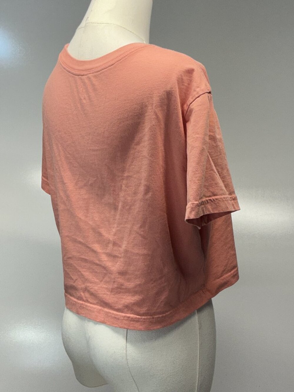 Nike Sportswear Essential Crop Top Peach Graphic Tee Futura Swoosh Size S - Picture 11 of 12
